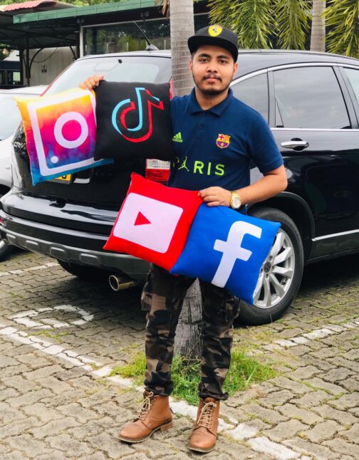 Facebook Pillow - Image 4